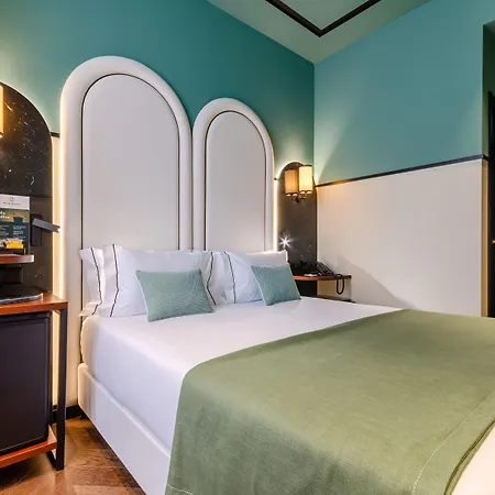 Nicola Rossio Lisboa